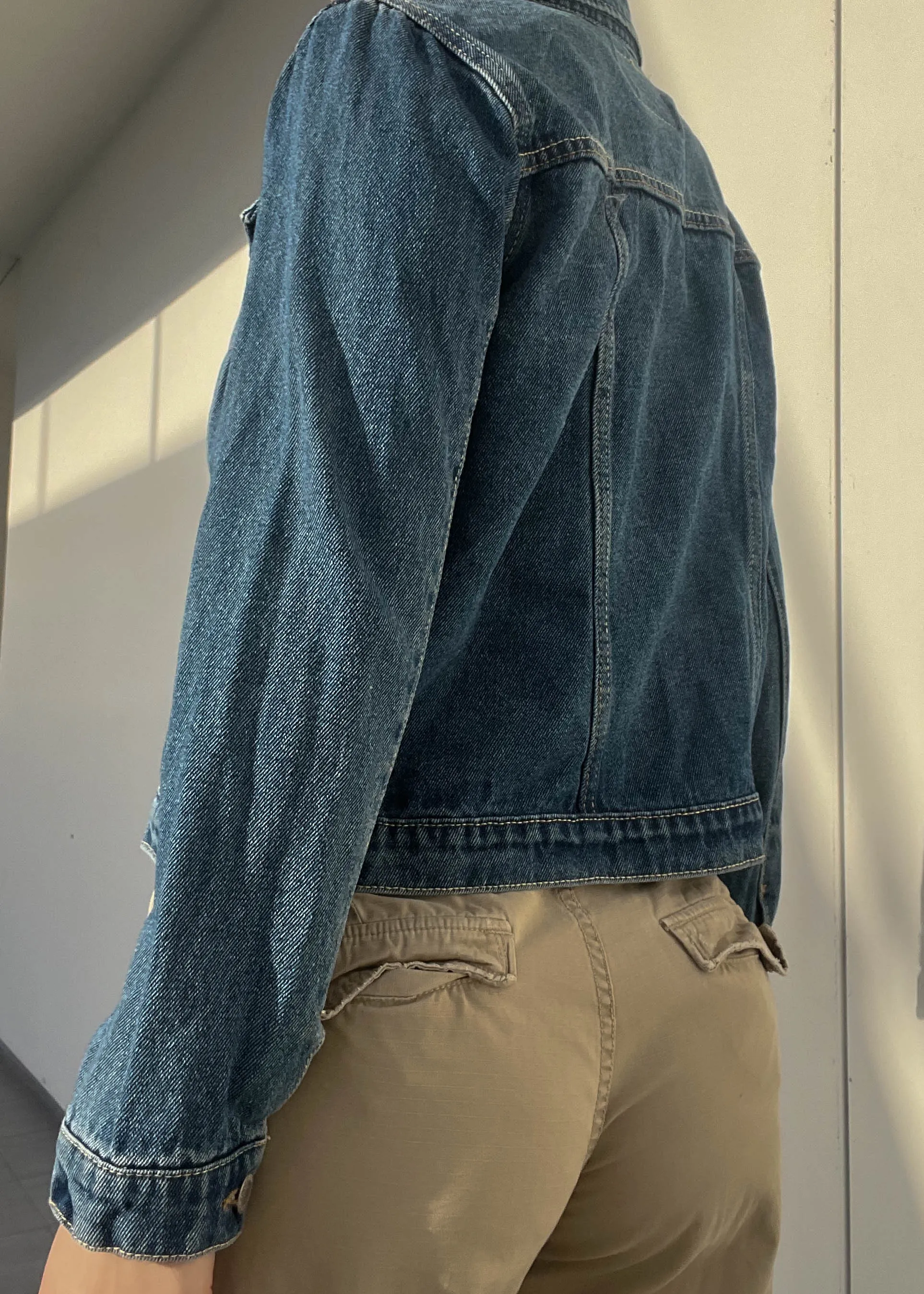 90's Dark Wash Levi's Jacket (S)
