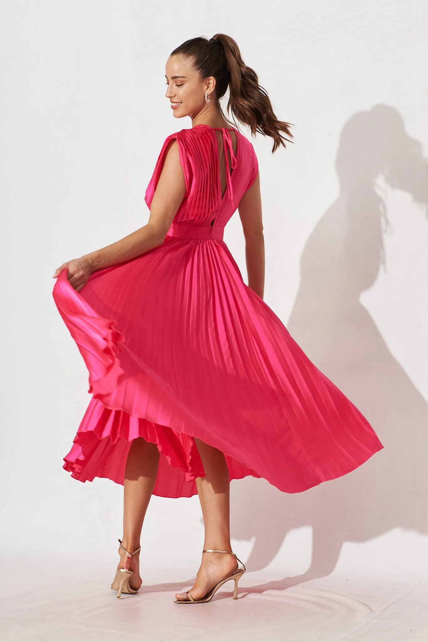 Anetta Midi Dress In Pleated Hot Pink Satin