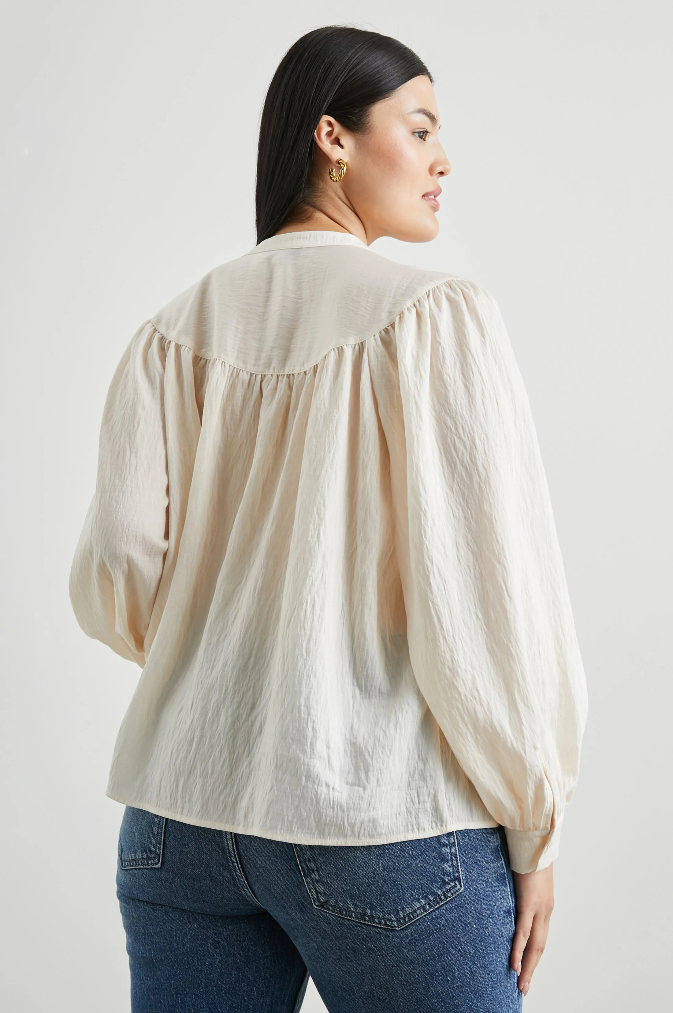 FABLE TOP - LOTUS