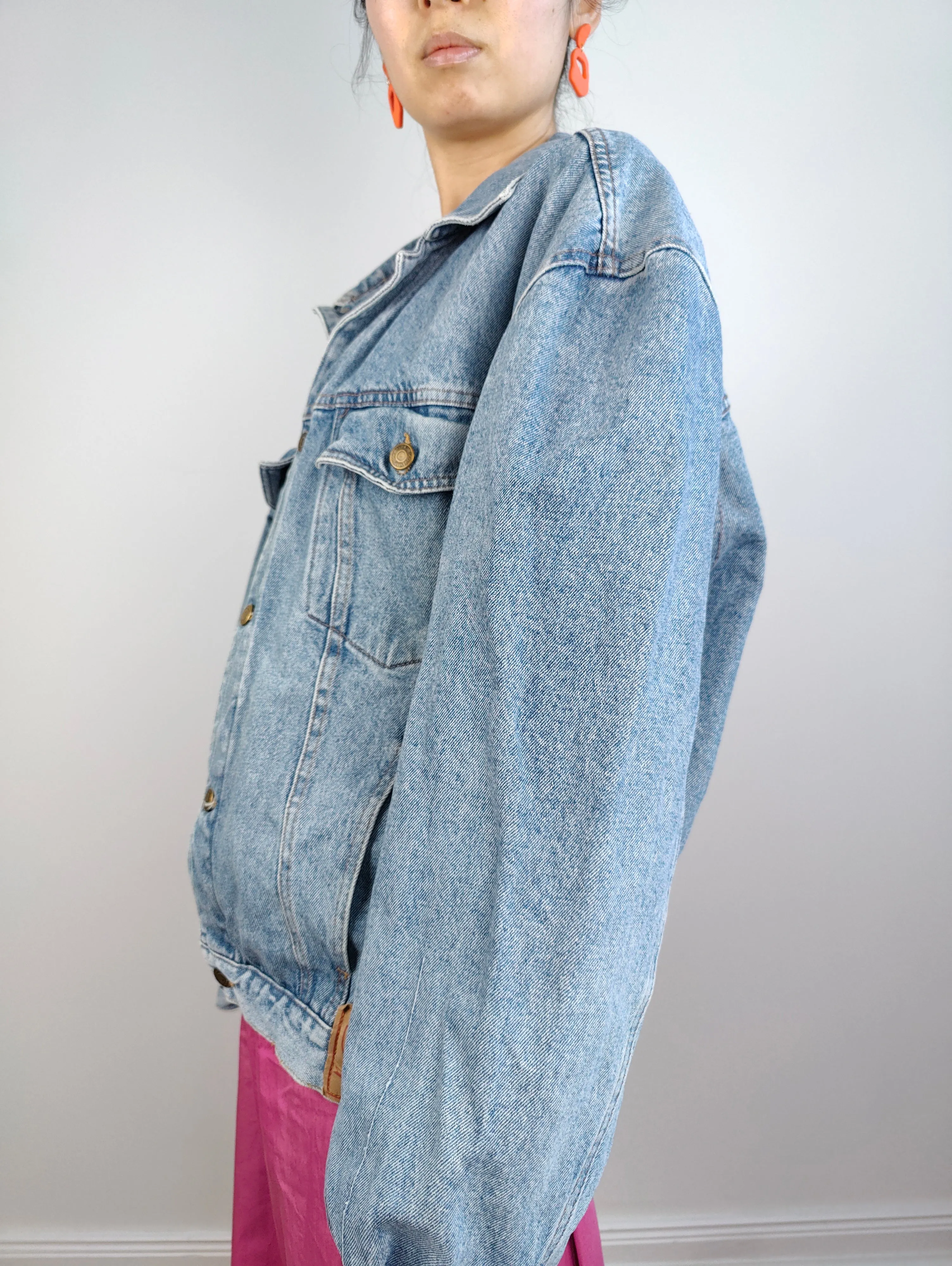 The Light Blue Movimento Denim Trucker Jacket | Vintage 90s light blue jeans jacket unisex M