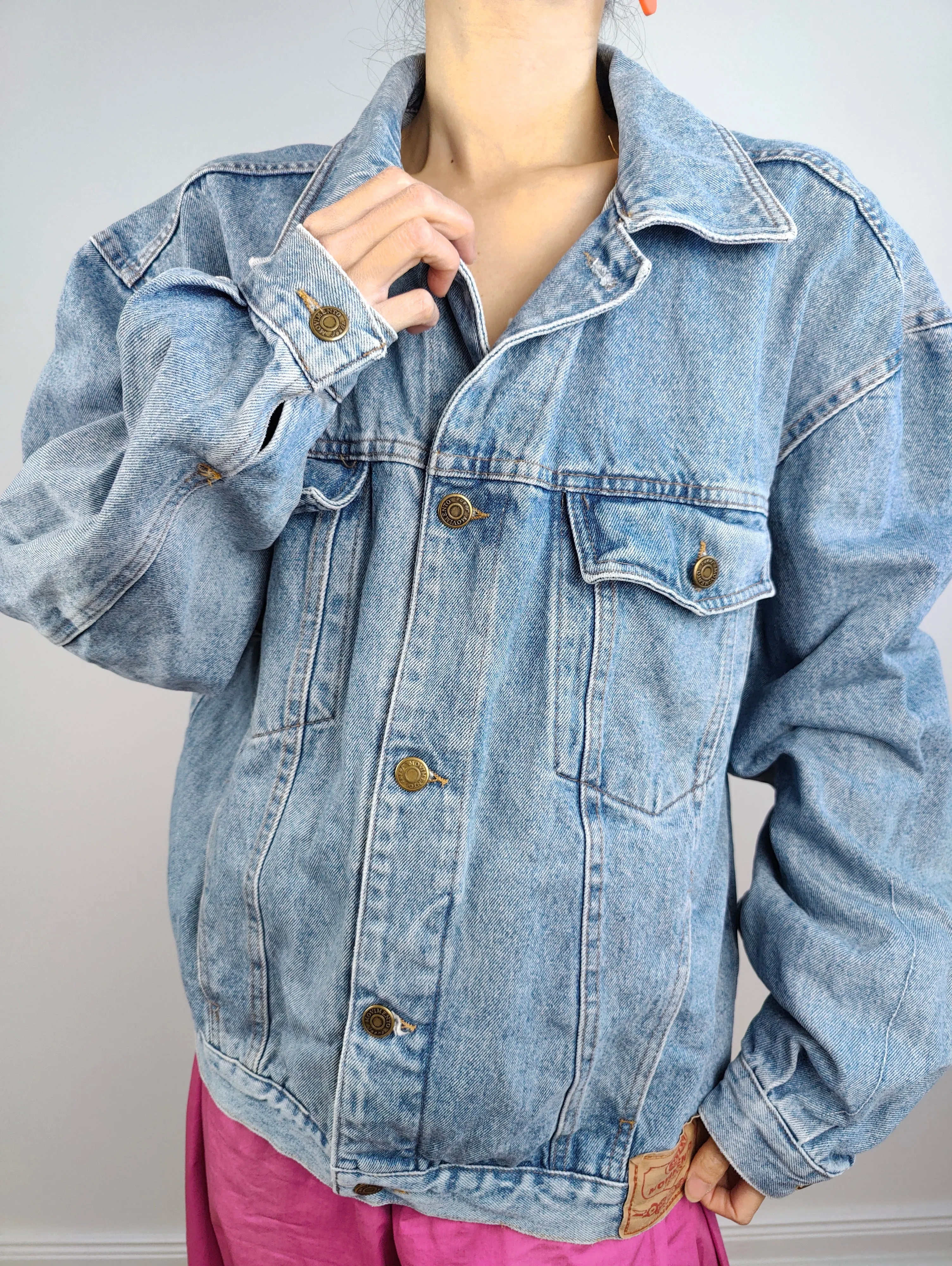 The Light Blue Movimento Denim Trucker Jacket | Vintage 90s light blue jeans jacket unisex M