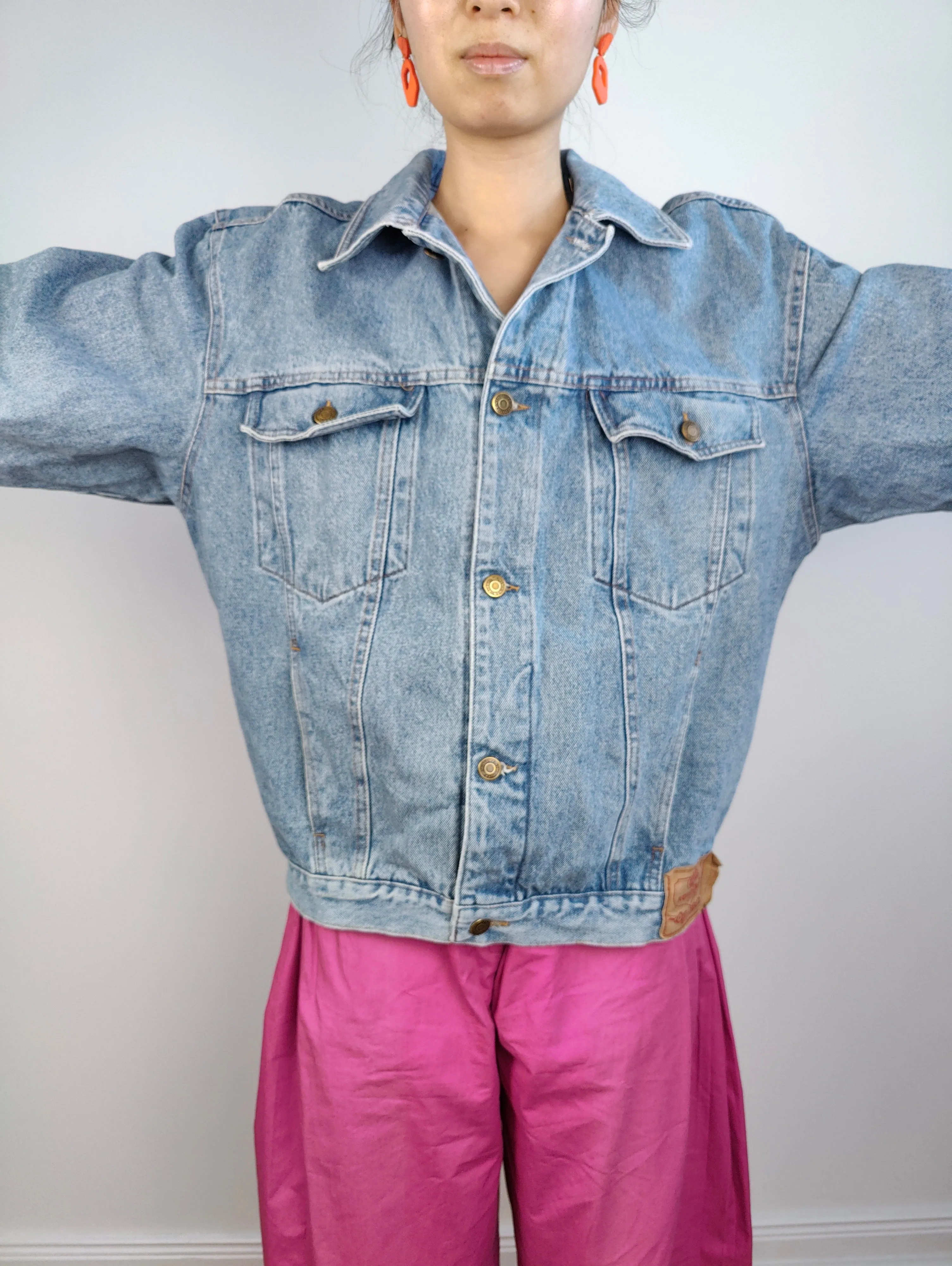 The Light Blue Movimento Denim Trucker Jacket | Vintage 90s light blue jeans jacket unisex M
